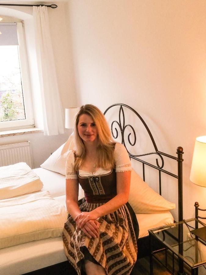 Dorfschaenke Deggendorf Hotel & Apartmenthaus & Biergarten, E-Bike-Verleih Kostenlos エクステリア 写真