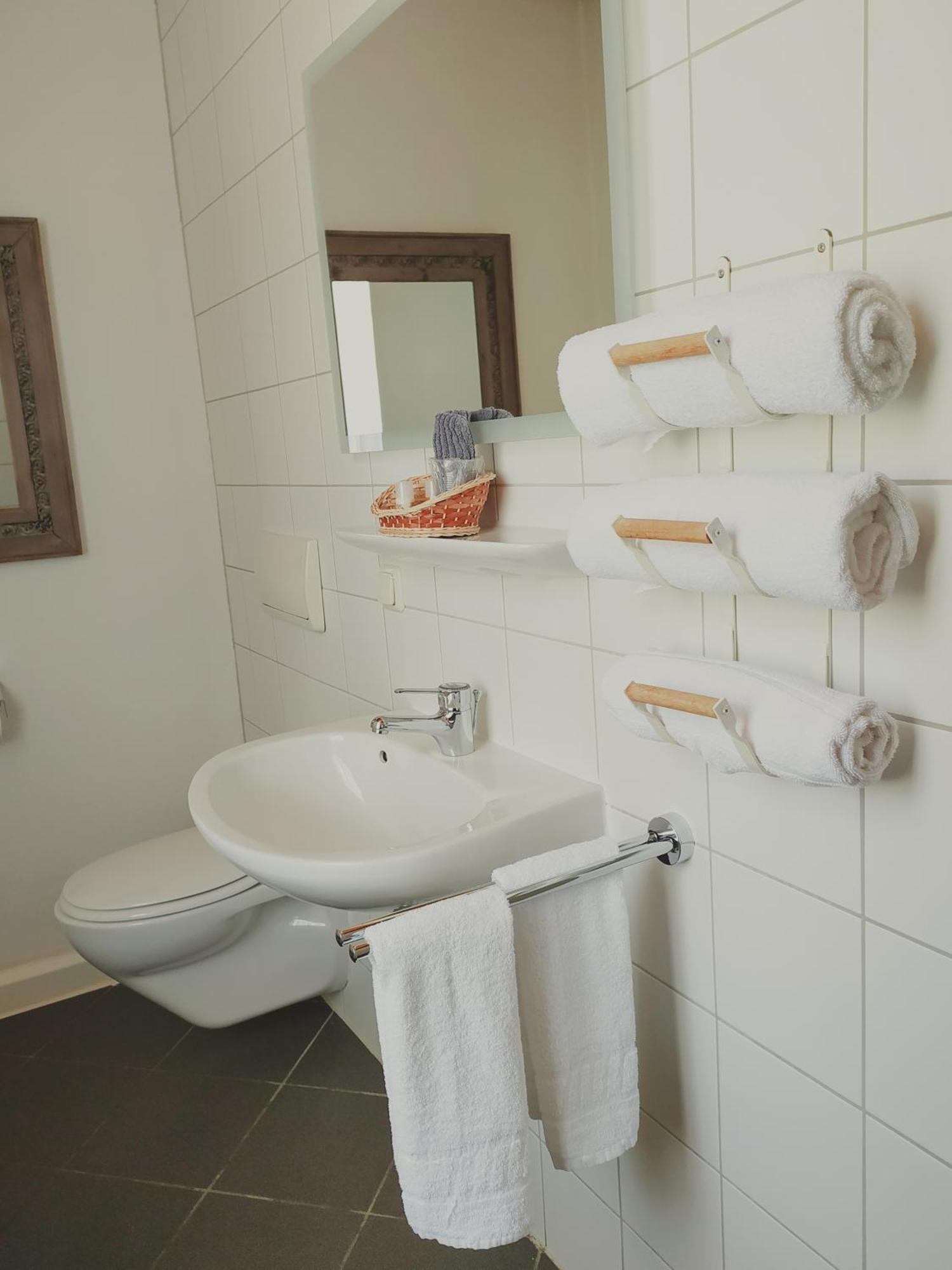Dorfschaenke Deggendorf Hotel & Apartmenthaus & Biergarten, E-Bike-Verleih Kostenlos 部屋 写真